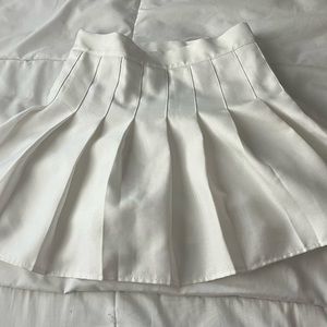 White Pleated Skirt XS Amazon